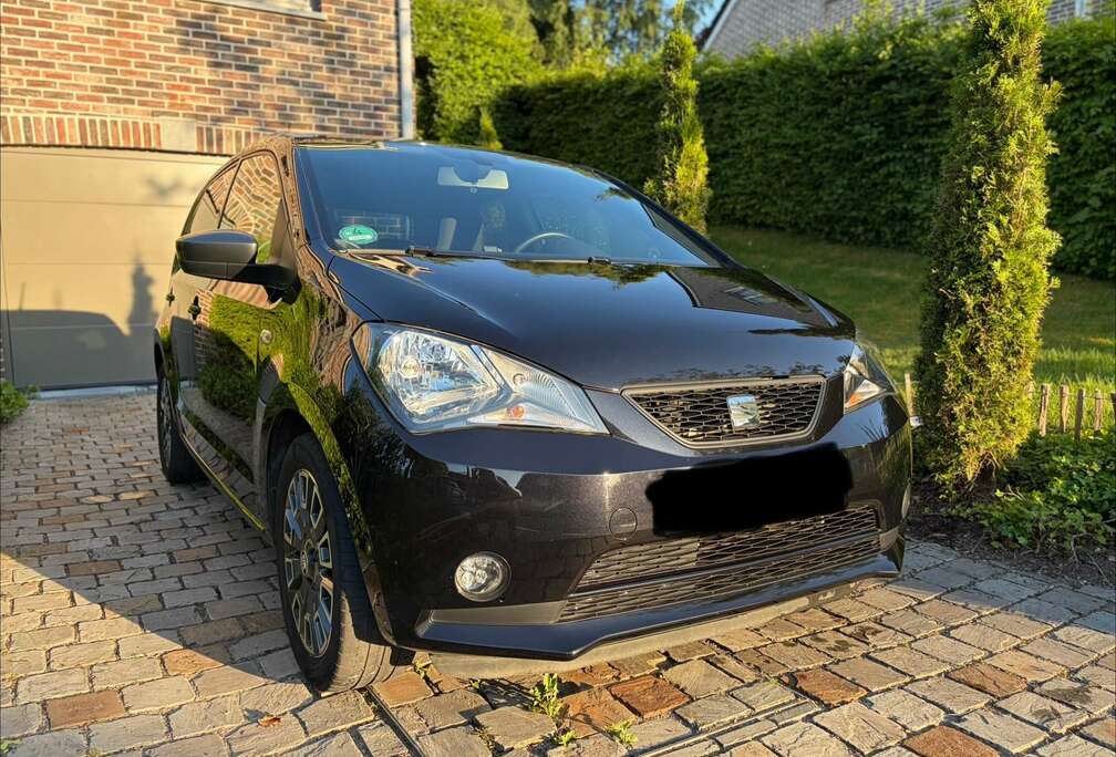 SEAT Climatisation*5 portes*Capteurs de recul* Régulateur de vitesse* Vitres teintées*JantesAlu*Bluetooth