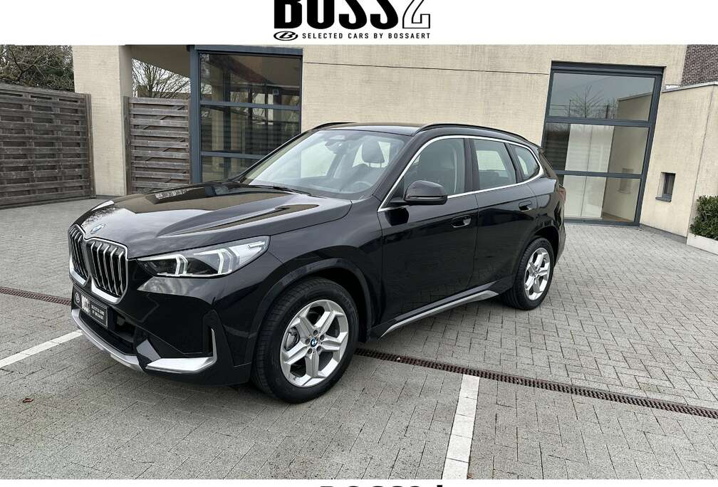 BMW iA sDrive18 X Line