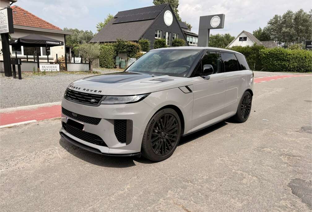 Land Rover 4.4 P635 MHEV SV Edition Two