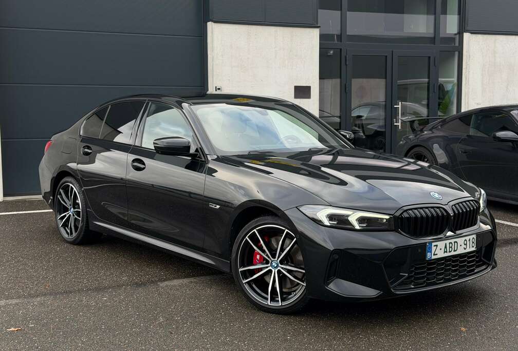 BMW 330e xDrive M pack *Black edition/ 360 / Garantie*