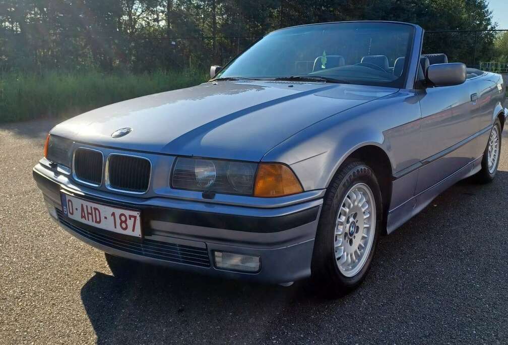 BMW 325i E36 Oldtimer / Cabrio