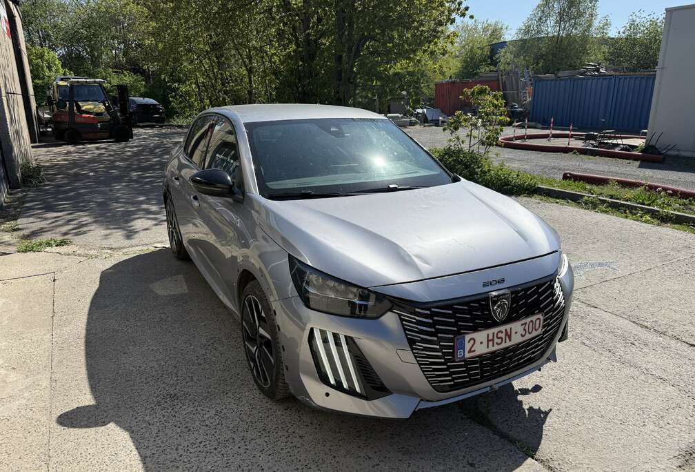 Peugeot 208 1.2i PureTech GT GT
