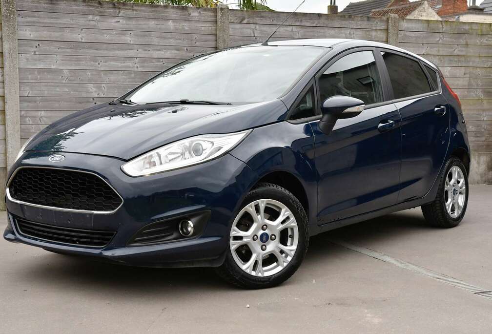 Ford Fiesta 1.25i *Led*Navi*AC*