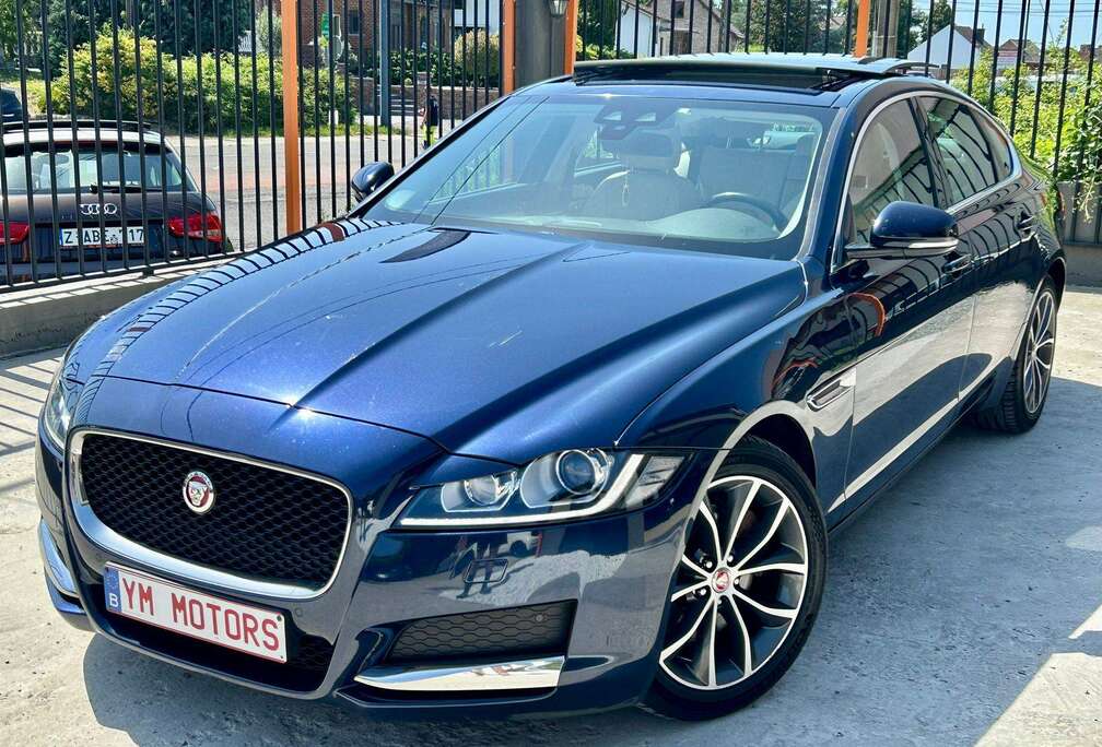 Jaguar XF 2.0 D E-Performance ** toit panoramique ** euro 6b