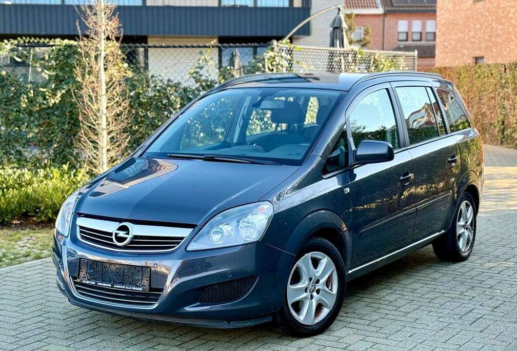 Opel 7plaats - 1.6i ecoFLEX Family Plus