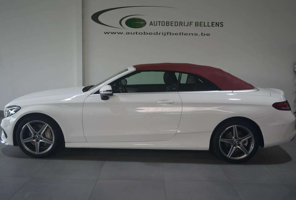 Mercedes-Benz Cabriolet C 250 AMG PACK / LEDER / NAVI + CAMERA