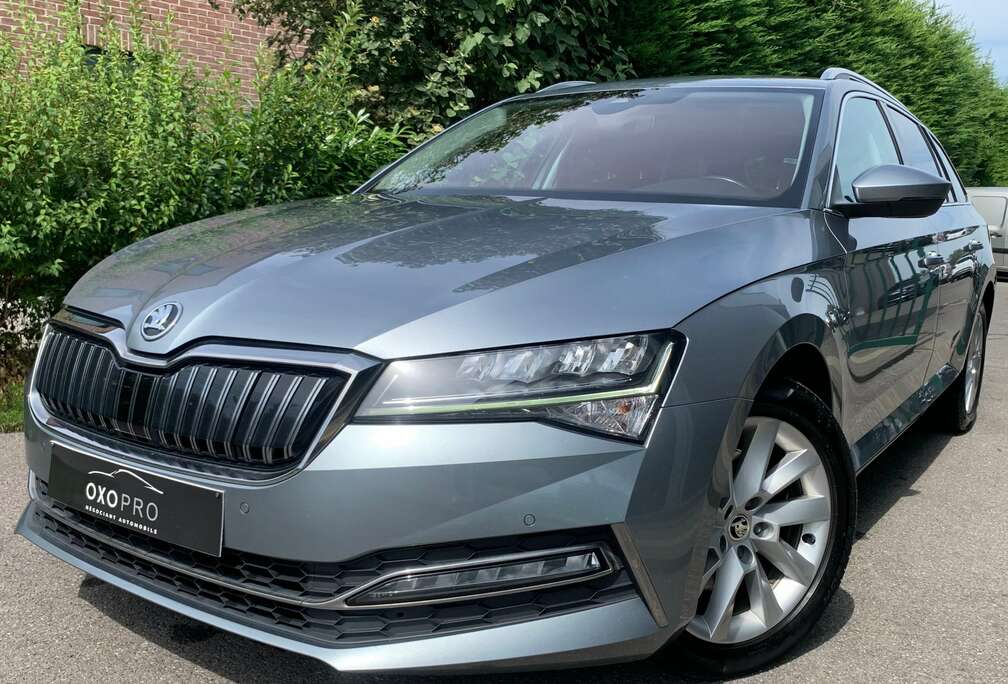 Skoda PHEV 1.4 TSI 218 CV / PLUG-IN HYBRID / BI-XÉNON / GPS / PRIX À EMPORTER