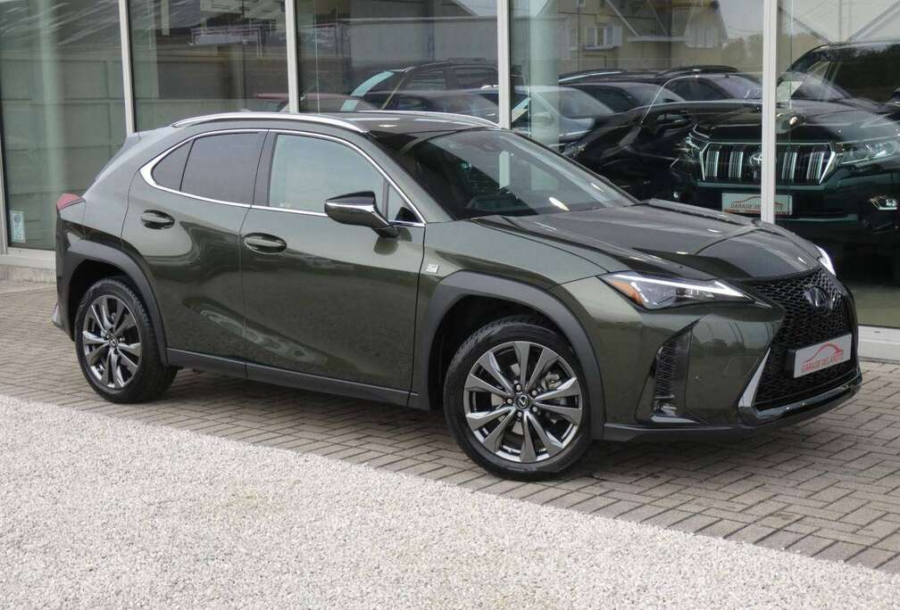Lexus HYBRID F-Sport Design +COGNAC LEDER +Dodehoek +Zetelverwarming +GPS +Carplay +Parkeersensoren