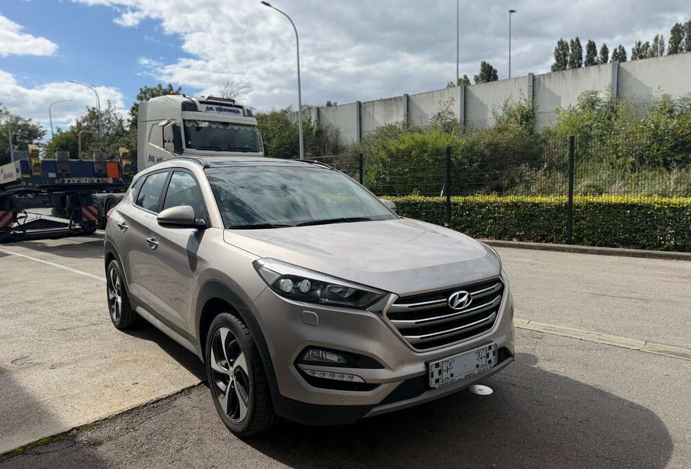 Hyundai Tucson 1.6 T-GDi 4WD Premium DCT *** FULL OPTION ***