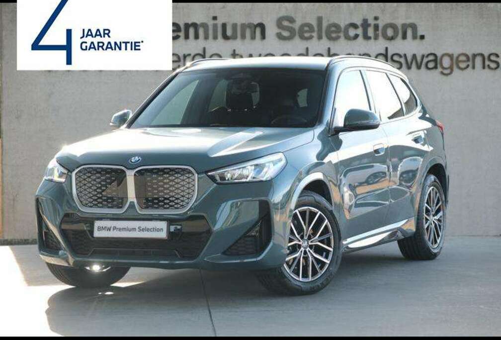 BMW iX1 eDrive20 M Sport Edition | TOWB | M ONDERSTEL