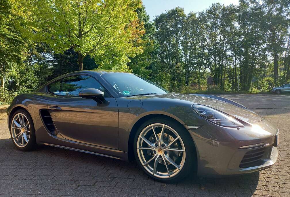 Porsche Cayman PDK