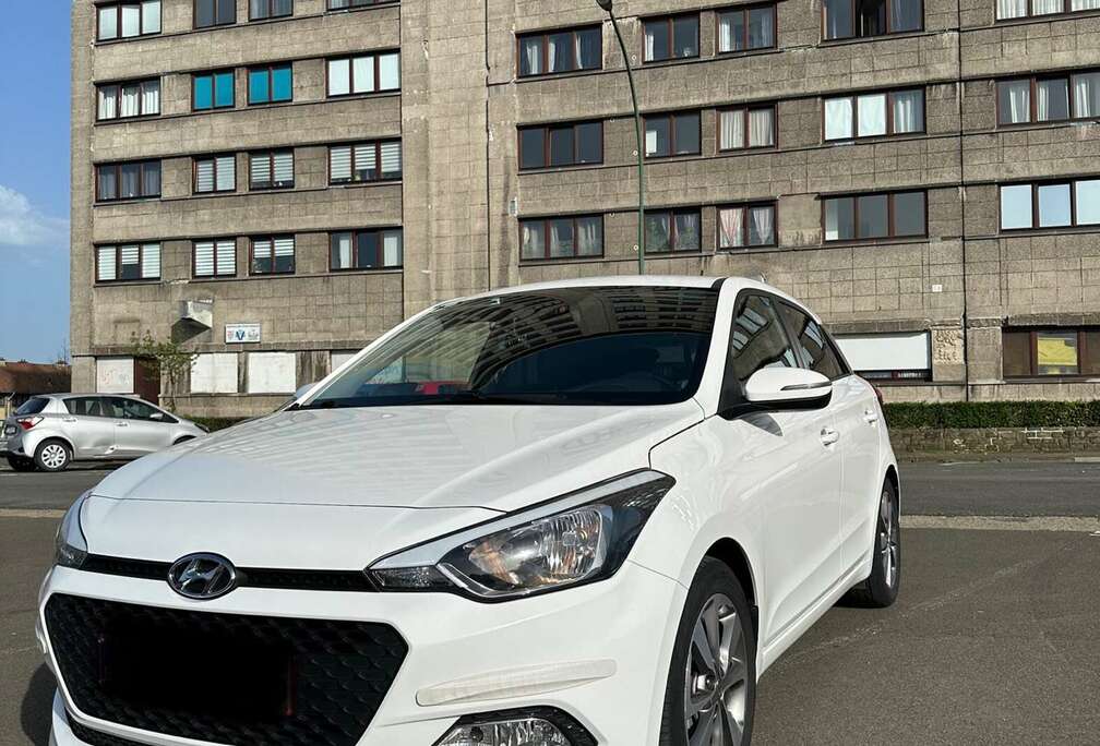 Hyundai 1.4 Automatik Trend