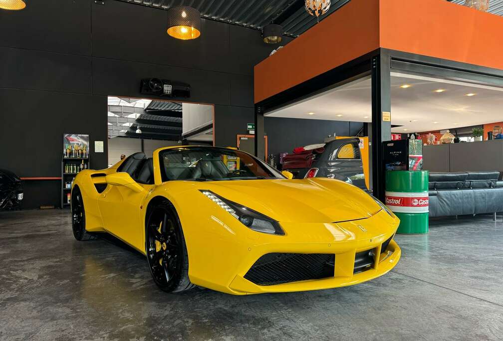 Ferrari Spider 3.9 Turbo V8 F1 - 35.000 KM