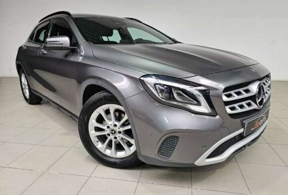 Mercedes-Benz GLA 180 7G-DCT Urban