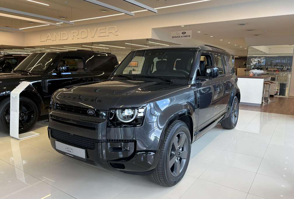 Land Rover // 110 D350 HSE