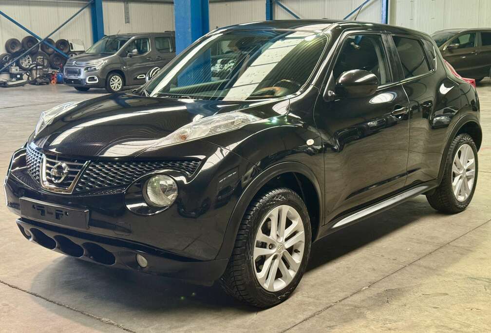 Nissan Juke 1.6i 2WD Acenta+Connect+Wheel