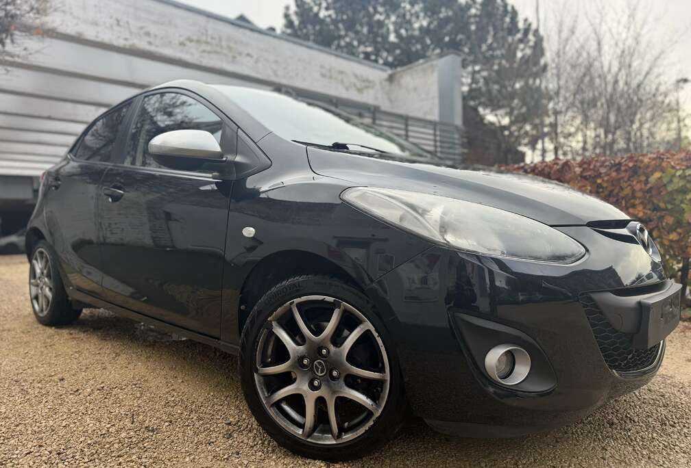 Mazda 1.3i Sport Navigator