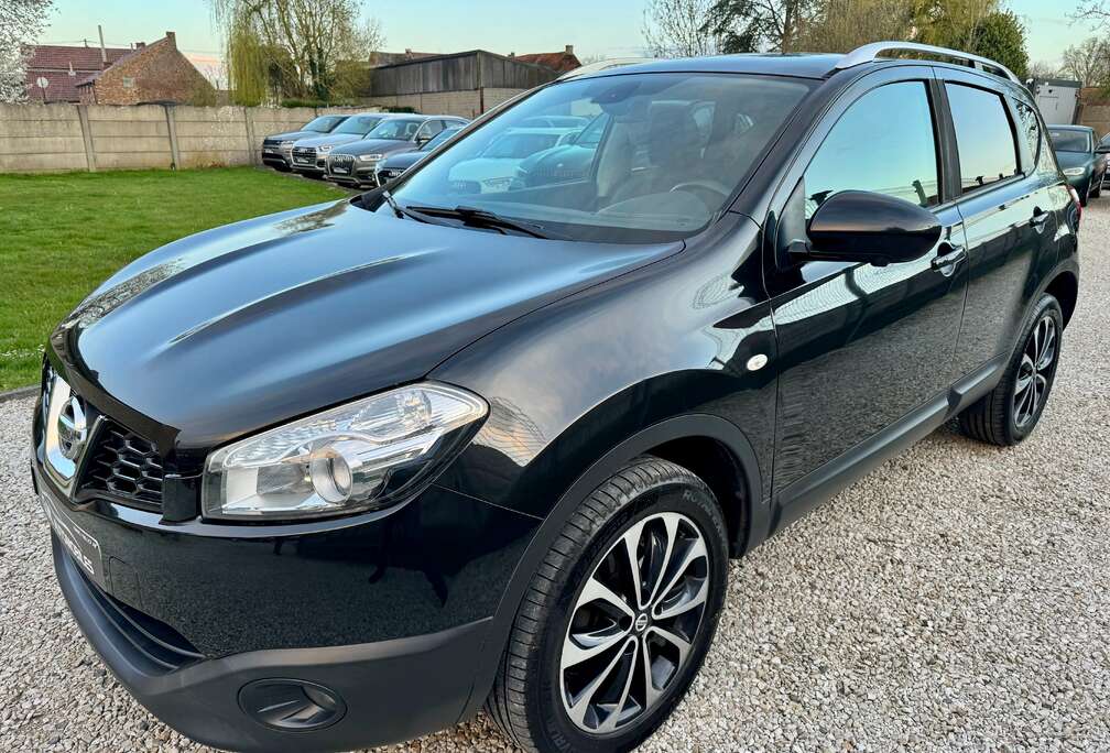 Nissan Qashqai 1.6 dCi 2WD TechView Edition ISS*TOIT PANO