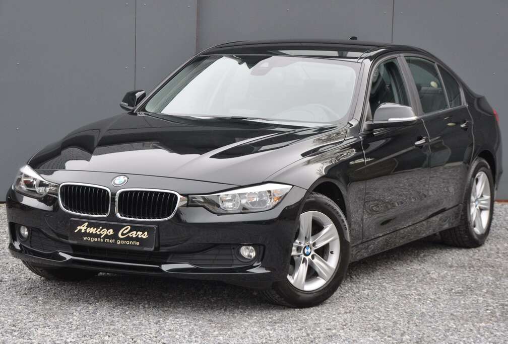 BMW 316i NAVIGATIE-CRUISE CONTROL-BLUETOOTH