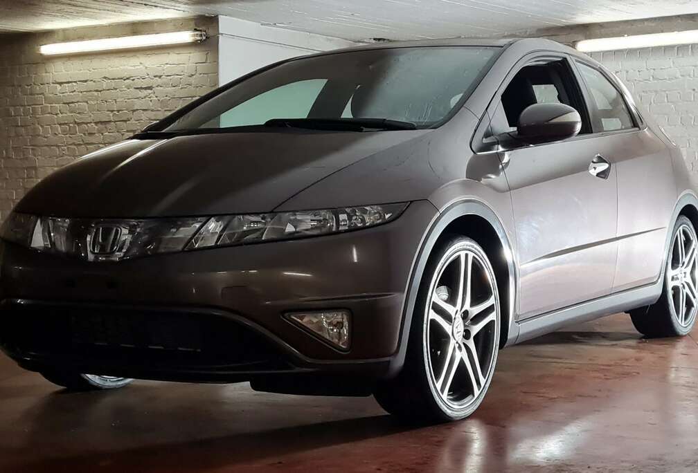 Honda Civic 1.4i GT