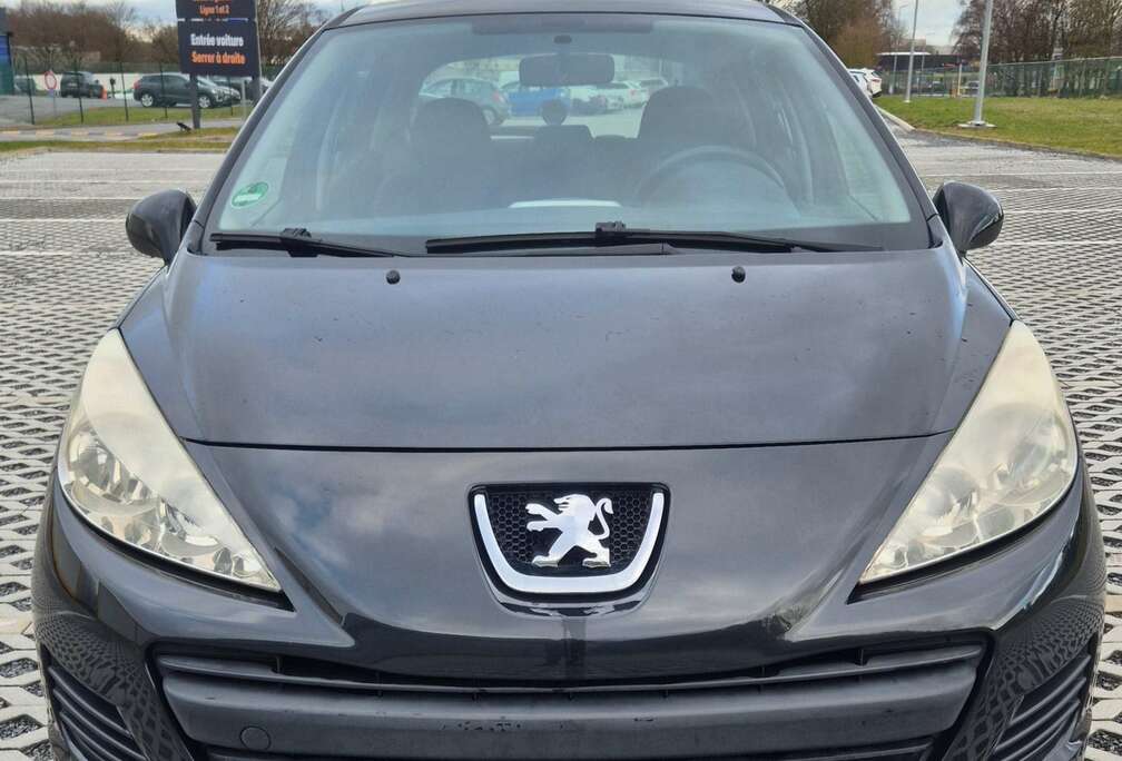 Peugeot 1.4i Sporty
