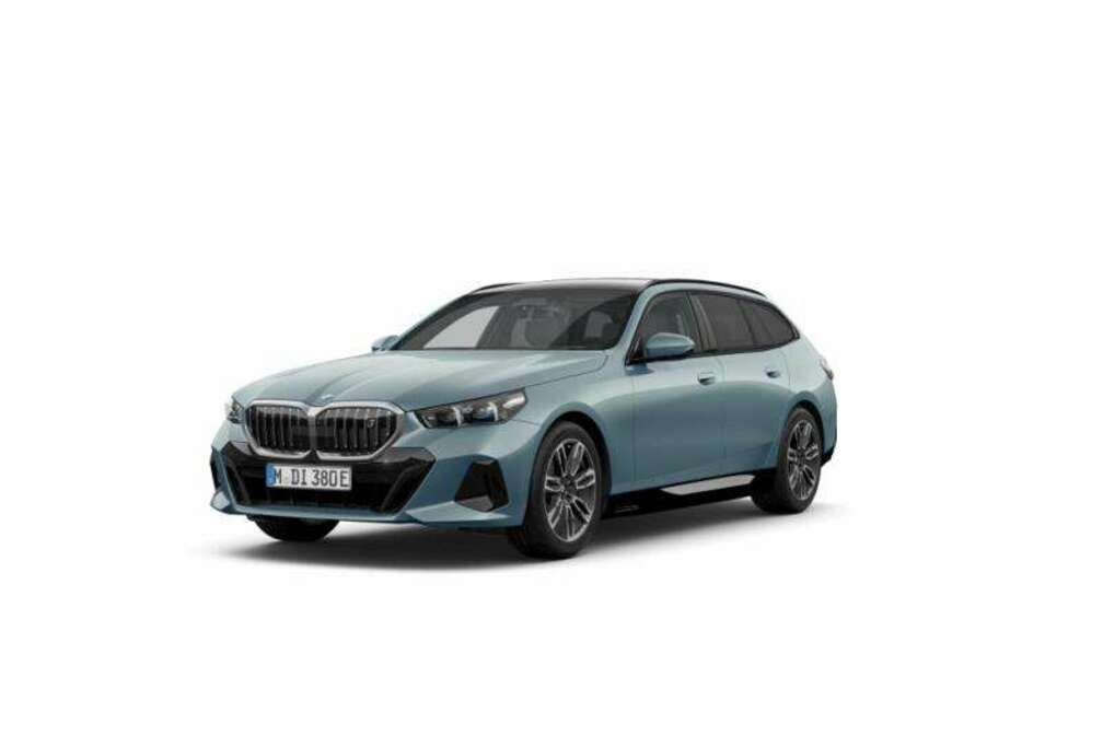 BMW i5 eDrive40 Touring M Sport  B&W  PANO  TOWB