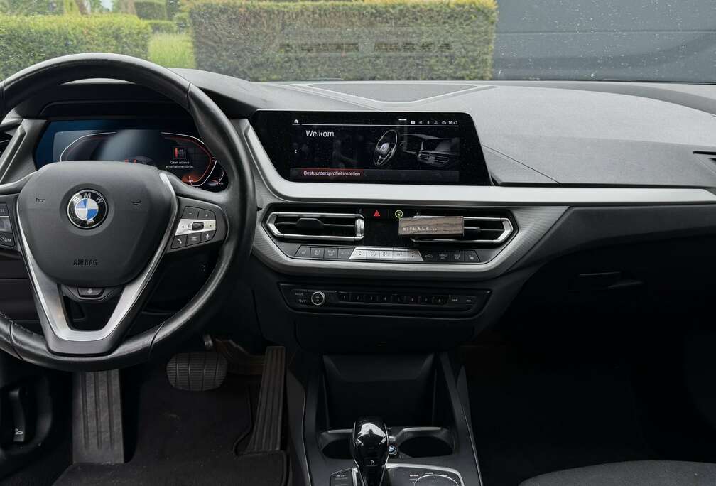 BMW 118i Aut. Sport Line