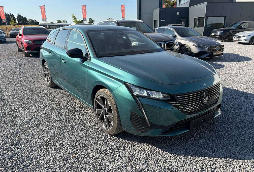 Peugeot SW 1.2 Hybrid Aut Allure /€16.990 netto / Navi / ...