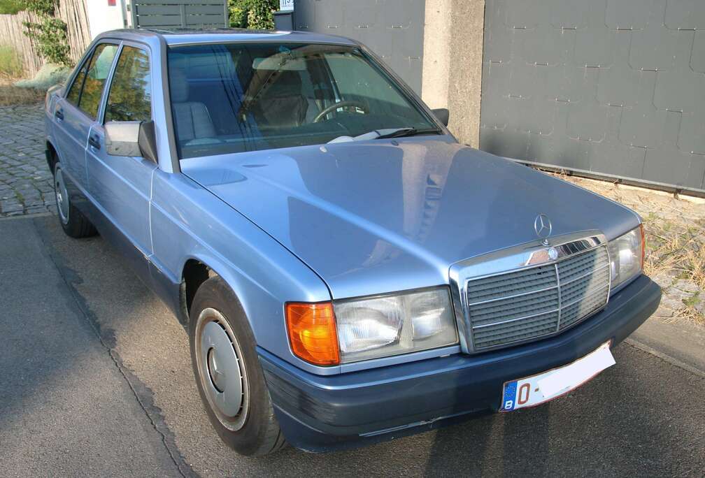 Mercedes-Benz E 1.8
