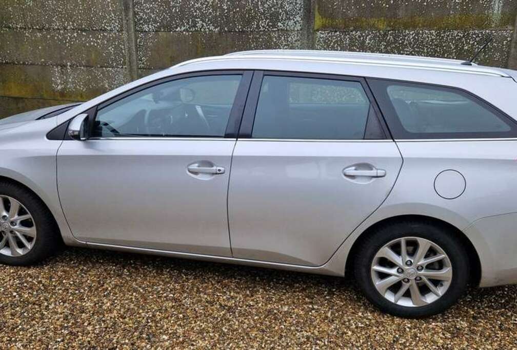 Toyota Auris SW 1.4 D-4D Comfort Alu