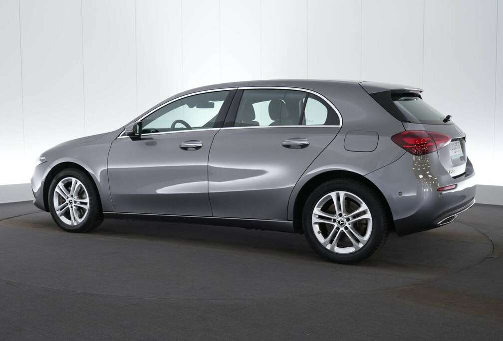 Mercedes-Benz 250e PHEV Luxury Line LEDER/CUIR LED GPS PDC CAM V