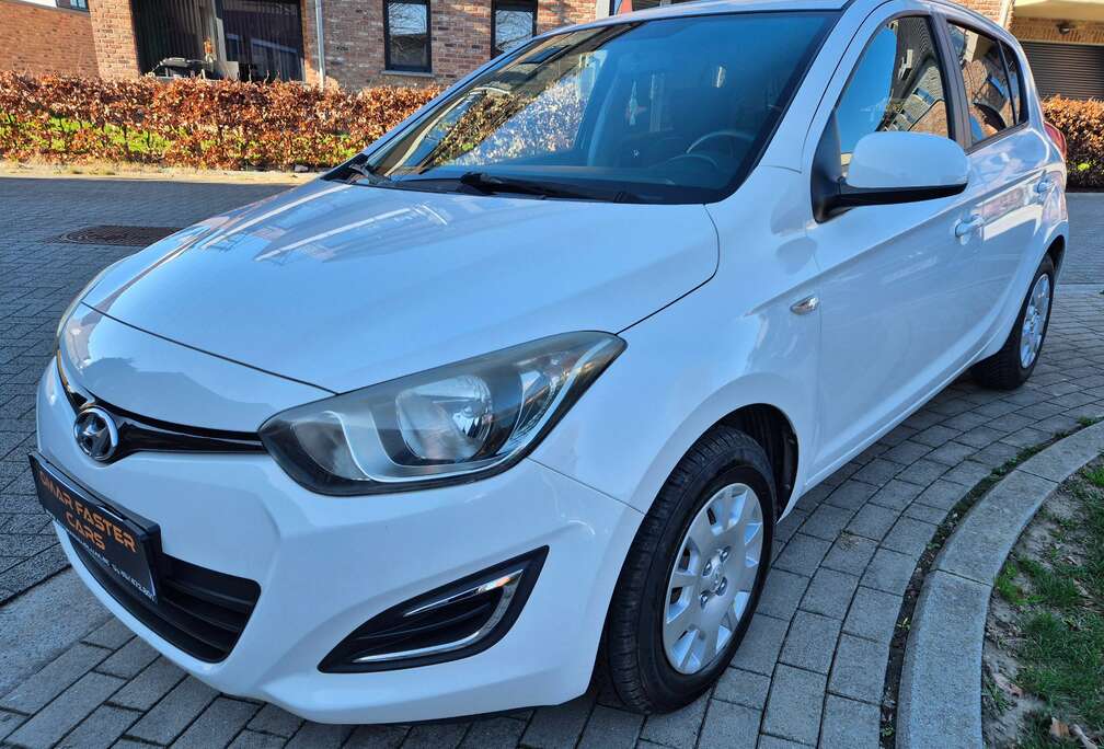 Hyundai i20 1.1 CRDi BlueDrive Garantie 12 Mois