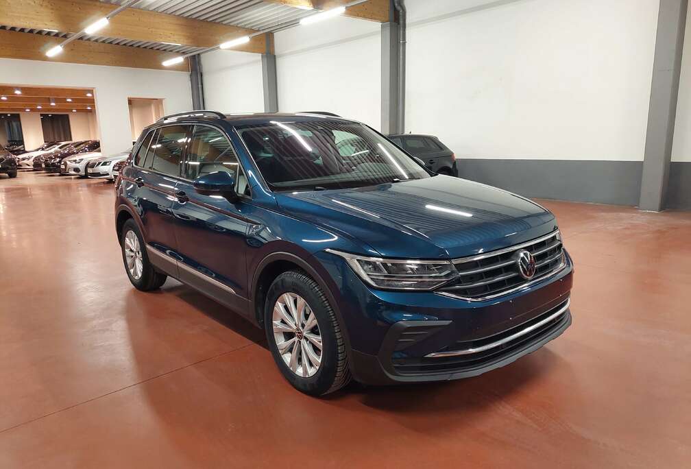 Volkswagen 2.0 TDI + DSG + LED/CAMERA/CarPLAY/siègeschauff