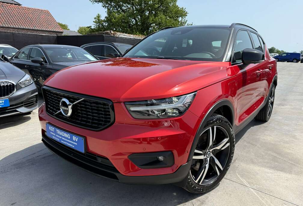 Volvo 1.5 T4 R-DESIGN HYBRIDE 360 CAMERA LANE ASSIST CARPLAY DAB LEDER