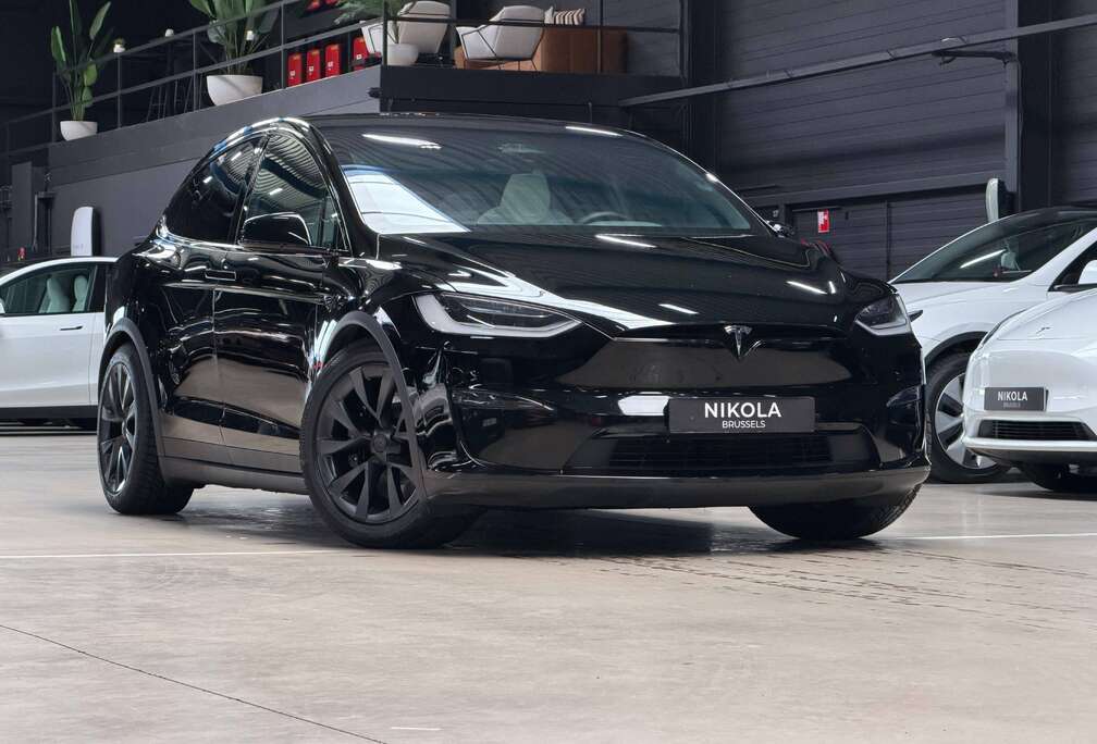 Tesla PREMIUM - LONG RANGE -ALL WHEEL DRIVE - HIGHWAY AUTOPILOT - 7 SEAT