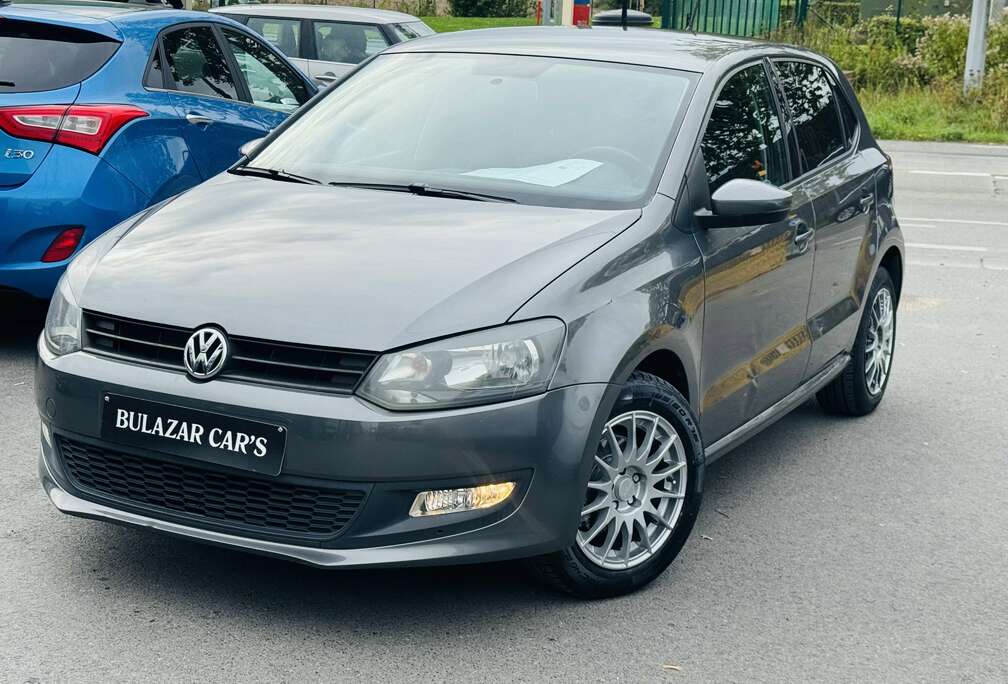 Volkswagen Polo 1.2i Comfortline*1 ER MAIN*CARNET*CLIM*USB*GARANTIE