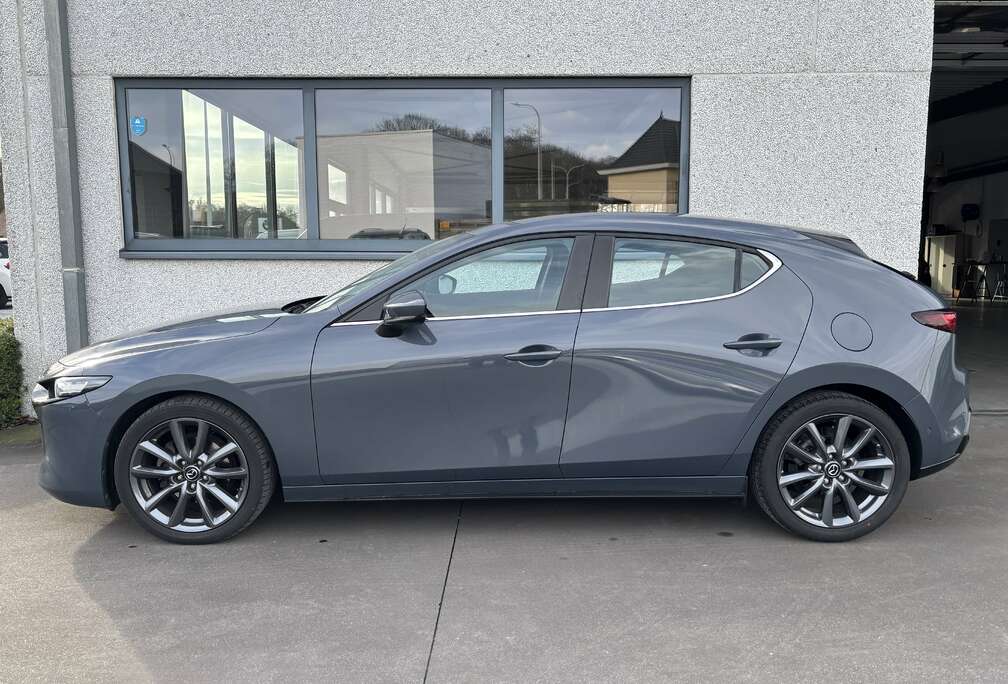 Mazda 2.0i MHB AUTOMAAT CAM NAVI HEAD-UP