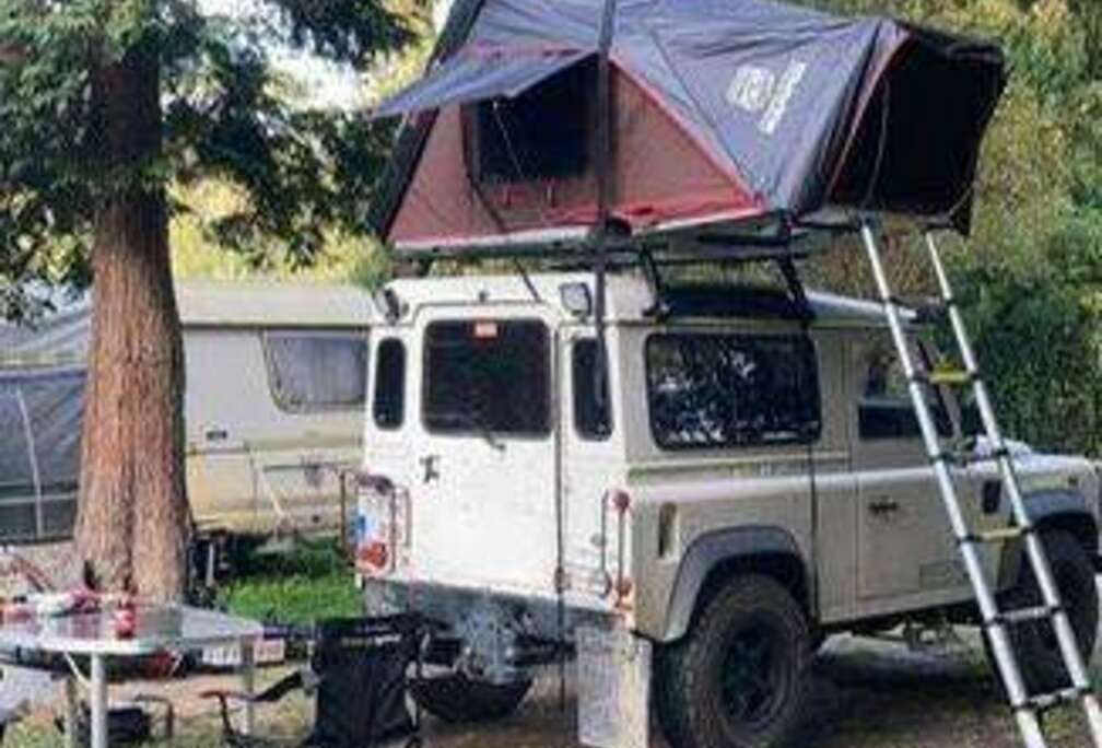 Land Rover Defender 90 Station Wagon E