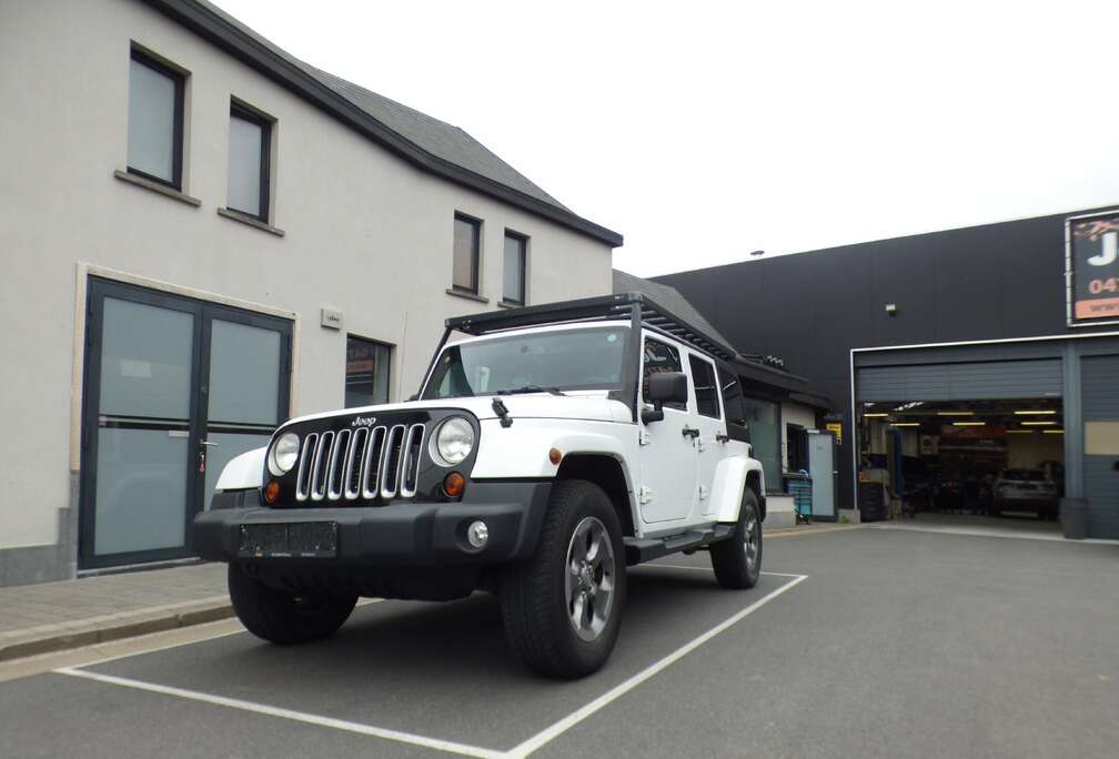 Jeep Wrangler Unlimited 2.8 CRD DPF Automatik Sahara