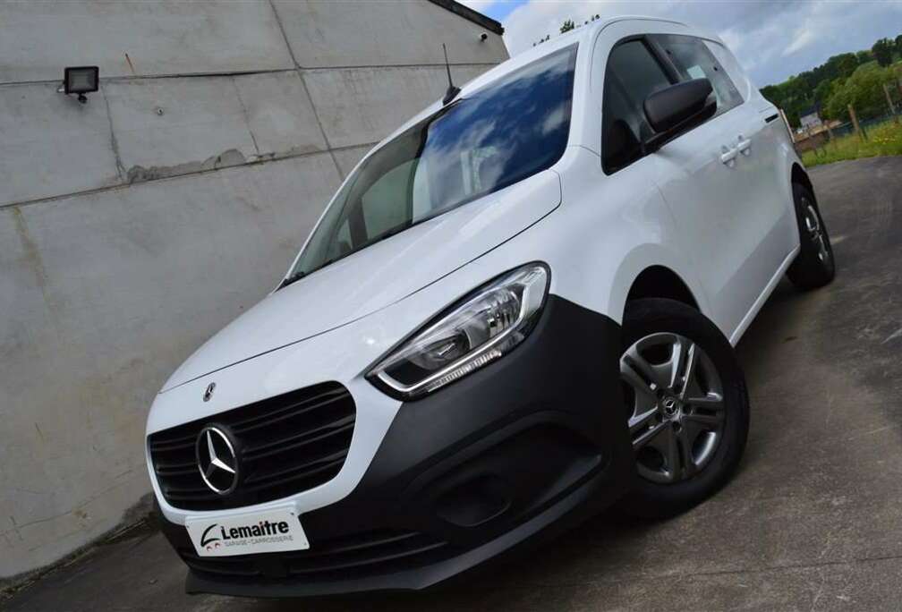 Mercedes-Benz 1.5 CDI 110 L1