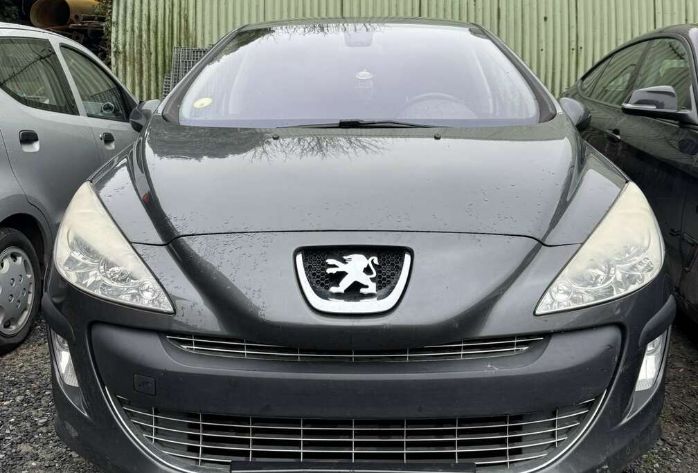 Peugeot 308 1.6i Confort Pack