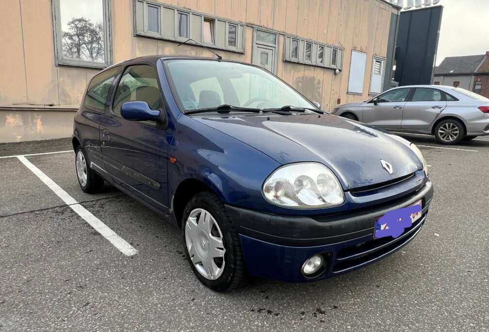Renault 1.2i PRTE  IMMATRICULER