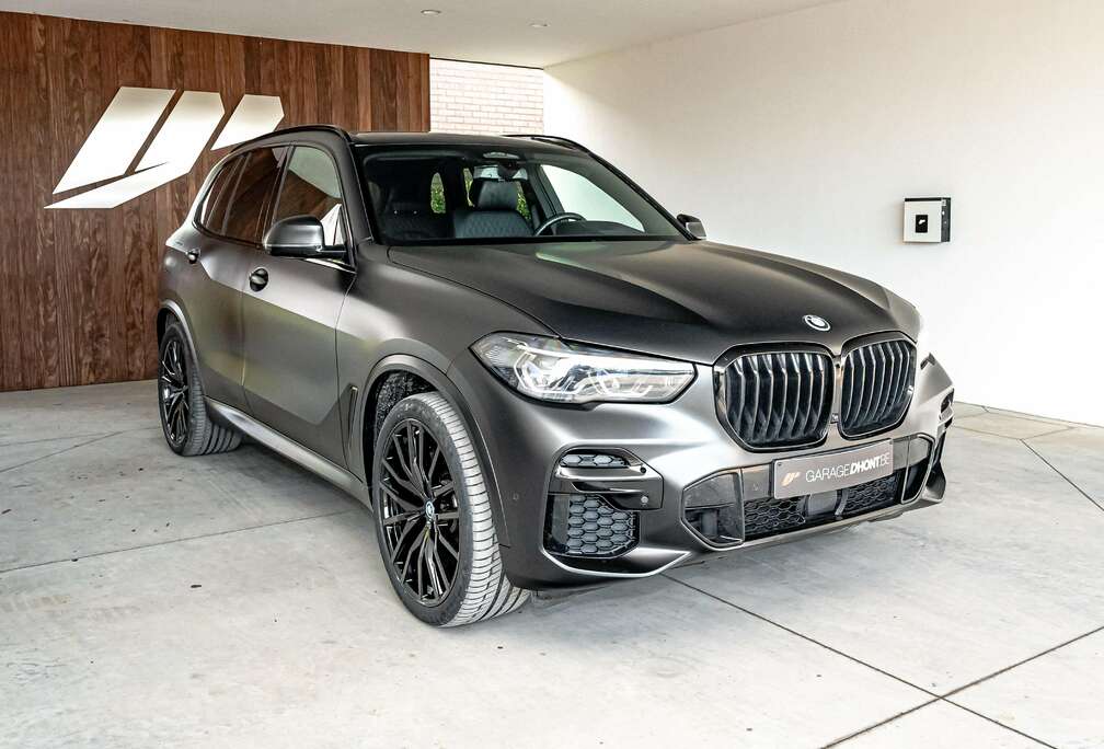 BMW xdrive 45e, M pack, Pano skylounge, 360 camera