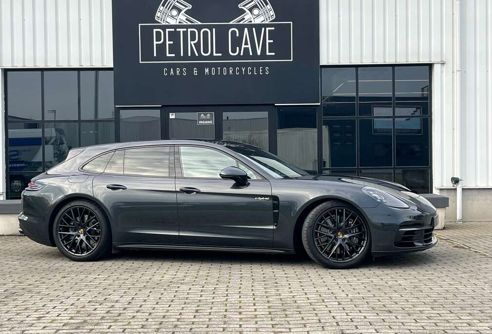 Porsche 4 e-Hybrid 2.9 V6 Bi-Turbo PHEV PDK only 70.600 km