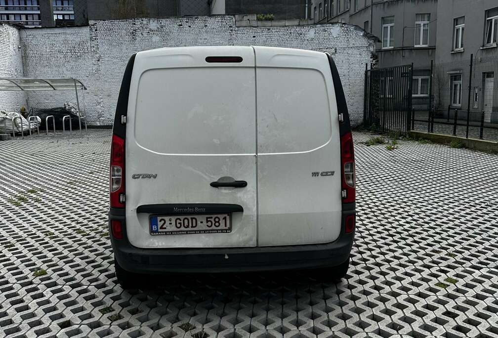 Mercedes-Benz 111 CDI BlueEFFICIENCY lang