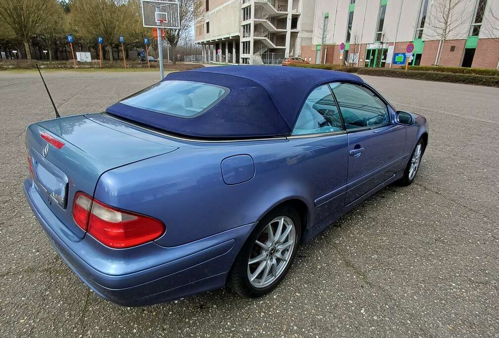 Mercedes-Benz CLK 230 Kompressor Avantgarde