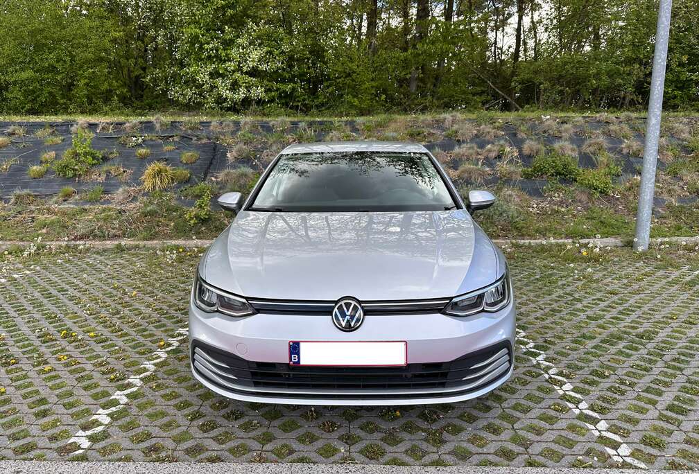 Volkswagen Golf 1.0 eTSI Life OPF DSG