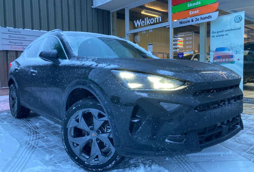 -AUTOMAAT -Airco -App -Leder/Stof sportzetels -Cam