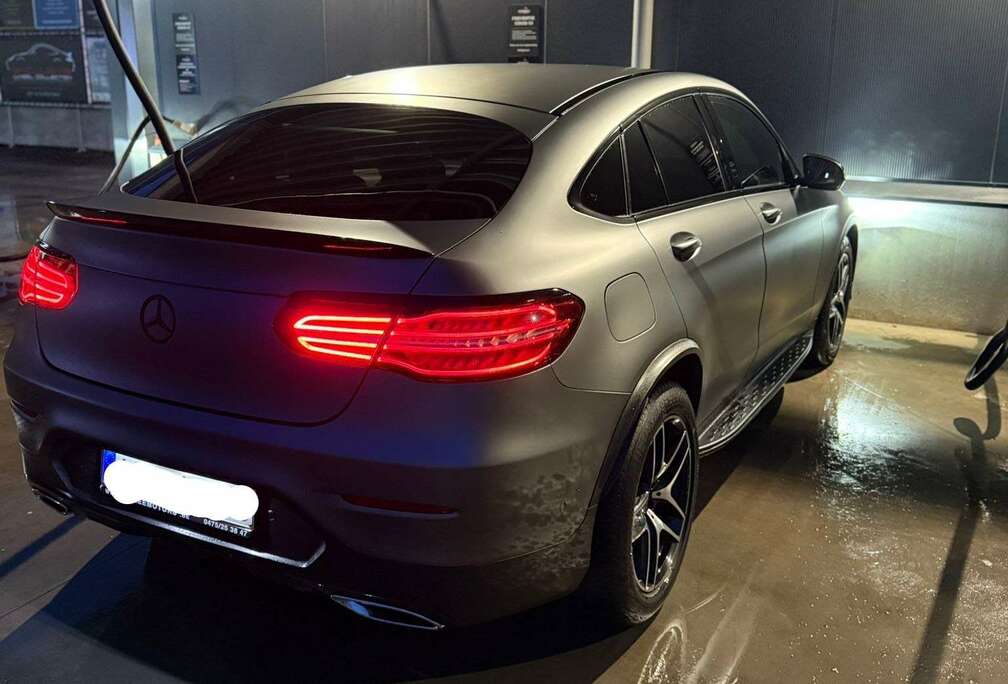 Mercedes-Benz d Coupe 4Matic 9G-TRONIC Exclusive