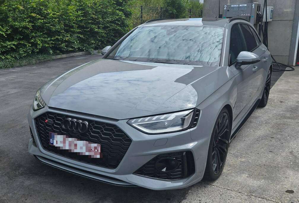 Audi B8-VAN